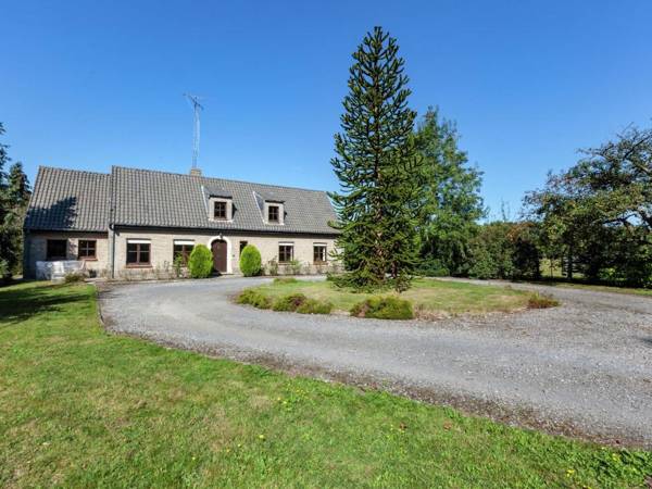 Villa with large fenced garden near Bruges and the forest