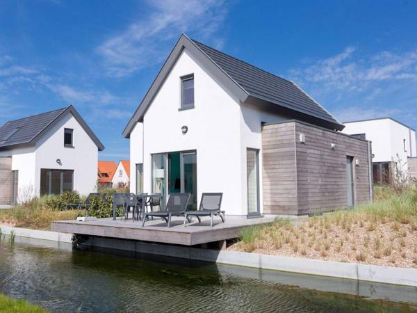 Modern holiday home walking distance from the sea
