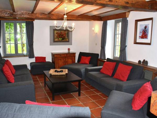 Vintage Farmhouse in Gouvy with Garden Roofed Terrace BBQ