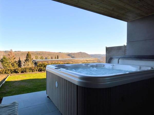 Luxurious Cottage in Aywaille with Sauna and bubble bath
