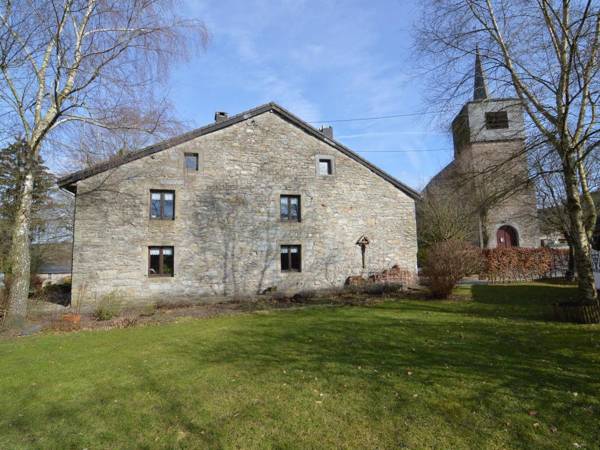 Former farmhouse in a quiet village in the Upper Ardennes