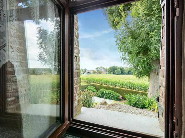 Stunning Holiday Home in Oombergen with Terrace and Garden