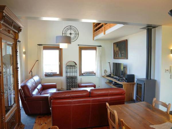 Modern Holiday Home in Somme-Leuze with Sauna