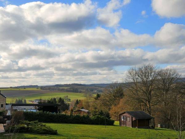 Modern Holiday Home in Somme-Leuze with Garden