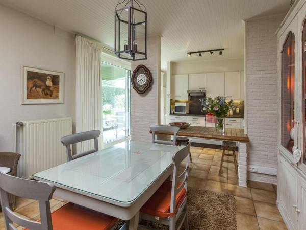 Modern Holiday Home in Zingem with Garden