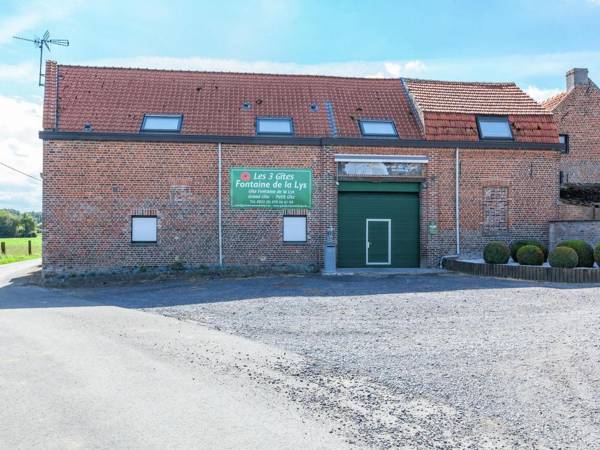 Modern Holiday Home near Forest in Le Bizet