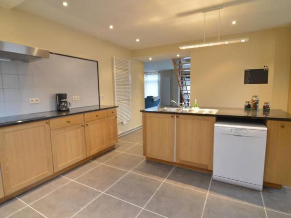 Luxurious Holiday Home in Glabbeek with Garden