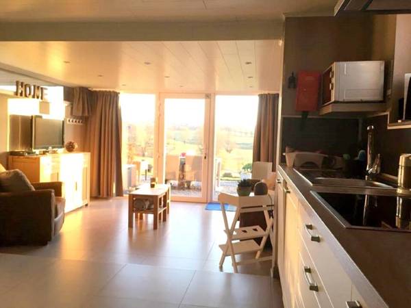 One bedroom appartement with furnished garden and wifi at Herve