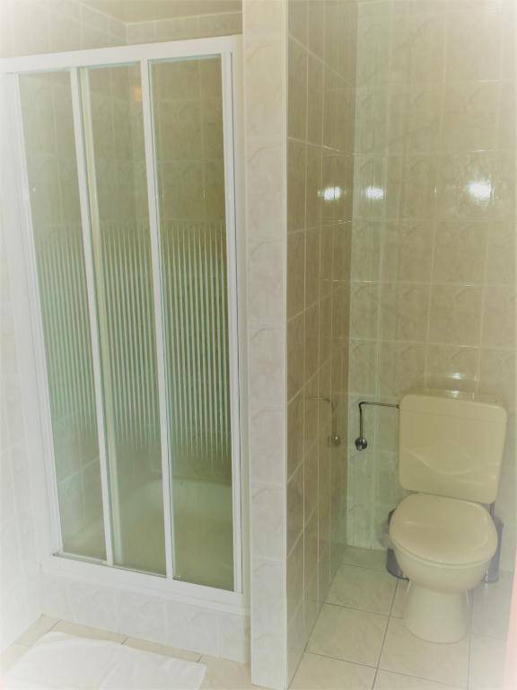 Flatpolis Brussels Airport Budget