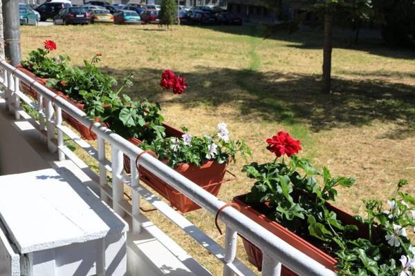 Central Varna Apartment - Lets4Holiday
