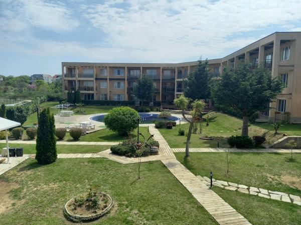 Nice apartment with swimming pool