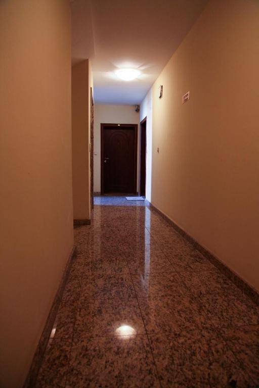 Lubata Apartments Single Suits