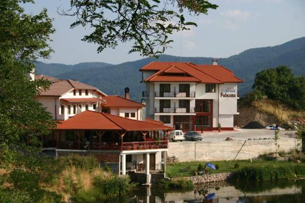 Ribkata Family Hotel