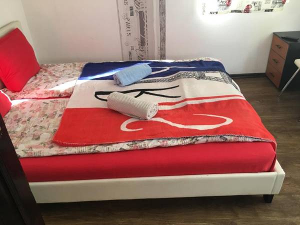 Guest House The House