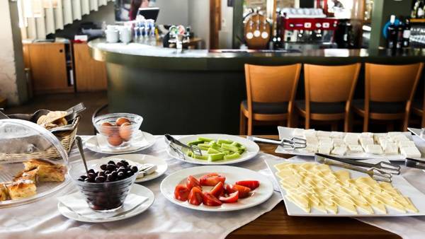 White Lavina - Ski Bike Hike