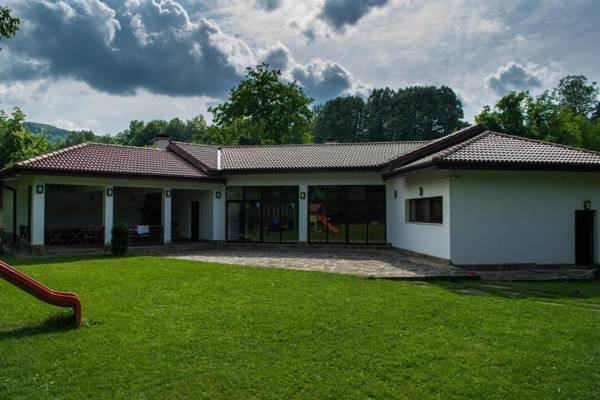 Gabarite Holiday Village