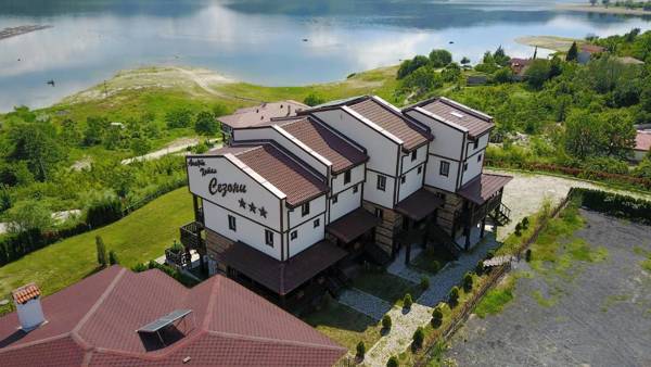 Aparthotel Seasons Glavatarski Han