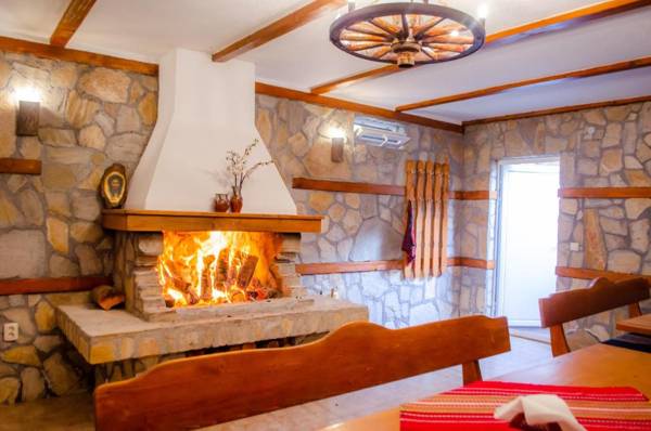 Къща за гости Forest dream