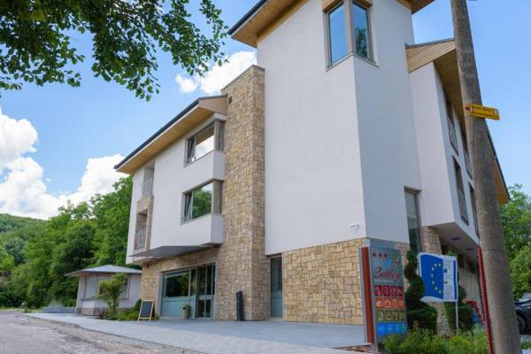 Hotel & Relax Zone Cattleya