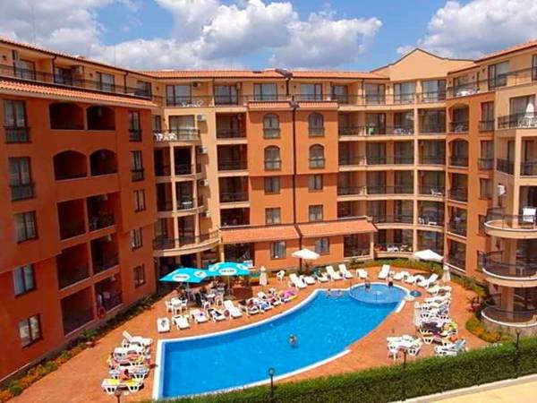 Sunny Day EFIR Apartments