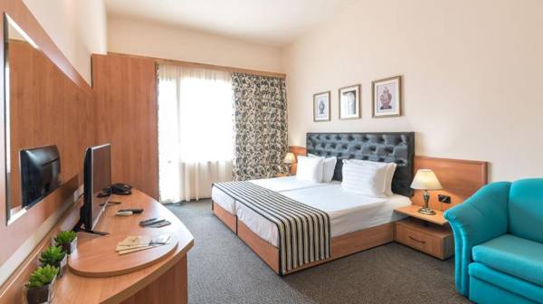 Hotel Lotus