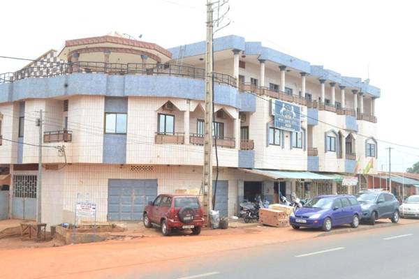 WHITE HORSE HOTEL PORTO-NOVO