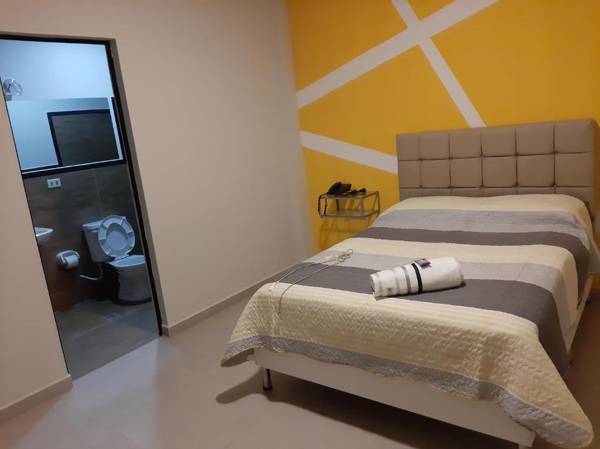 Hostal Oasis Palace
