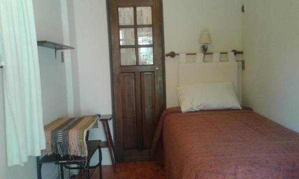 "LA MAISON DE LA BOLIVIE" Casa de Huéspedes
