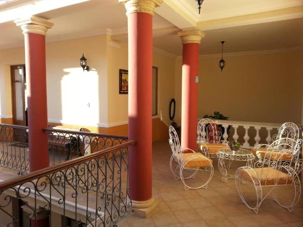 Villa Oropeza Hostel