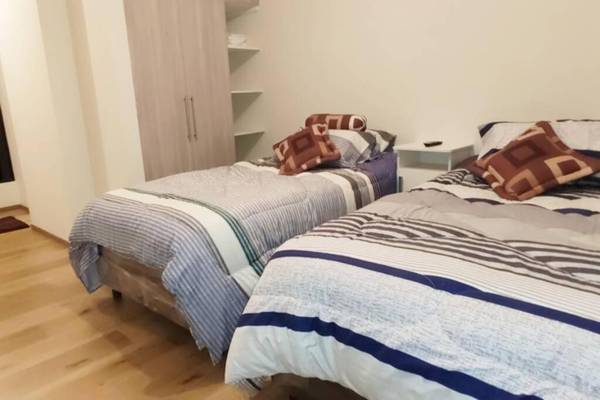 Departamento único Ave Paraíso.