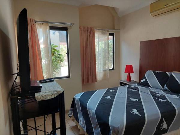 PEQUEÑO y ACOGEDOR DEPARTAMENTO CON GARAJE y recibe PEQUEÑOS PELUDITOS