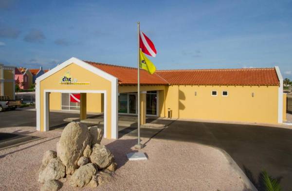 Courtyard by Marriott Bonaire Dive Resort