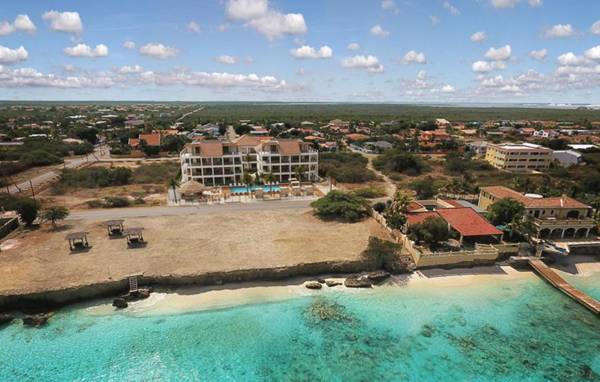 Bloozz resort Bonaire