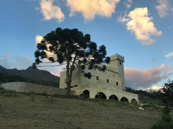Hotel Fazenda Castelo Santa Clara