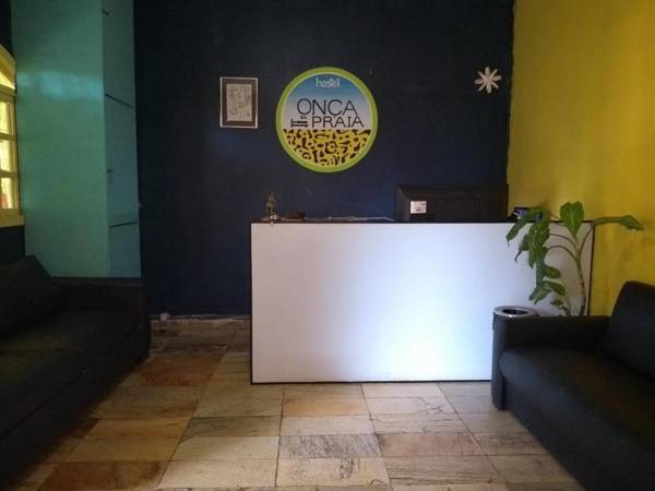 Onça da Praia Hostel