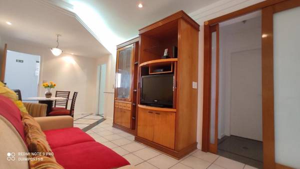 Apto 2 quartos c/ lazer na Praia de Itapuã