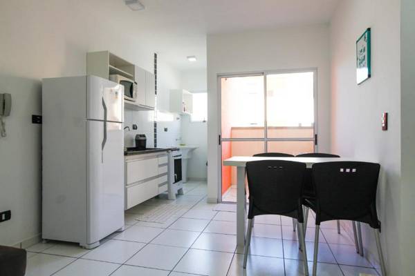 Sun Way Apartamento com piscina e churrasqueira.