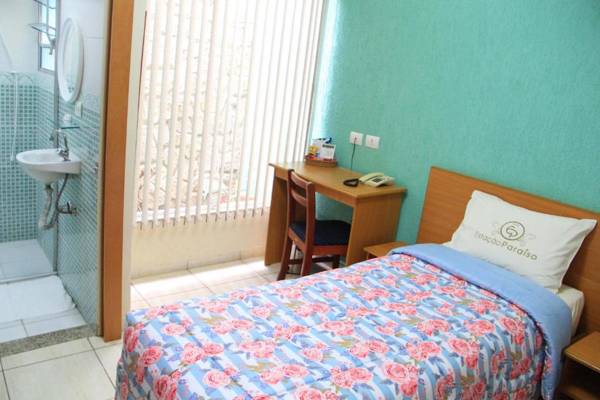 Hotel Estação Paraíso - ao lado do Metrô Paraíso e 600m da Av Paulista