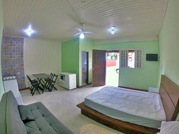 Kitnet Com Ar em frente a Praia de Boracéia