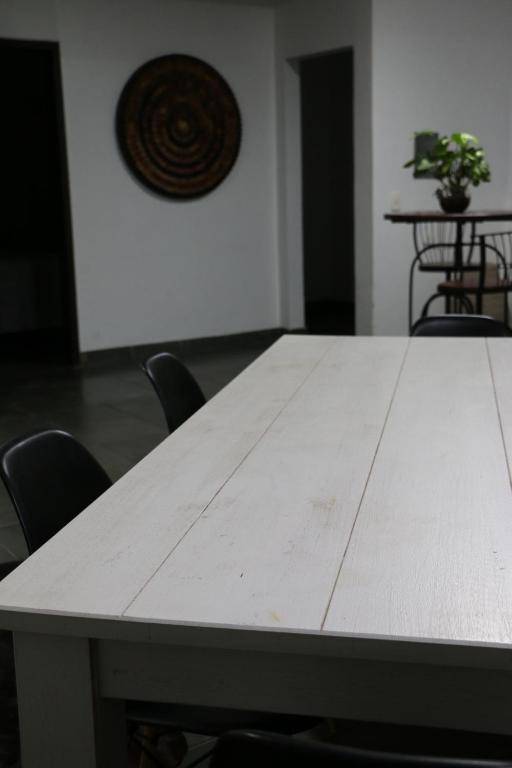 Casa com Quarto Simples ou Duplo a 4 KM do aeroporto de São José dos Pinhais