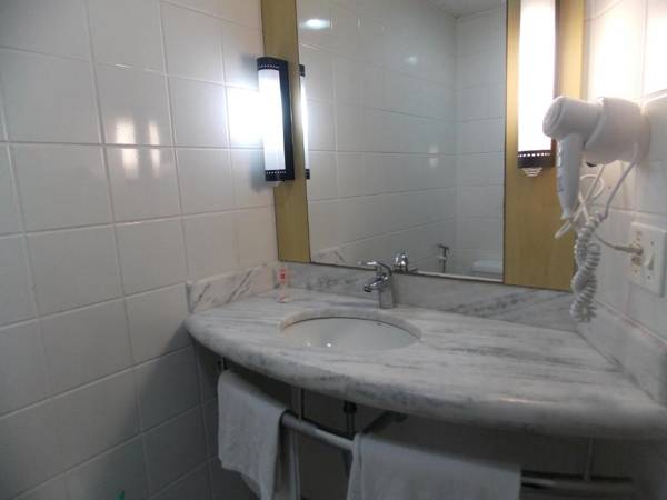 ibis Santos Gonzaga Praia