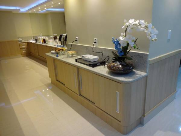 Elegance Praia Hotel