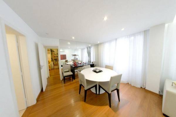 Leblon House Cupertino perto da praia portaria 24 h garagem ar condicionado e lava seca roupas