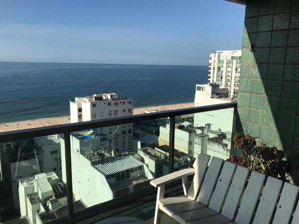 TIFFANYS IPANEMA Flats