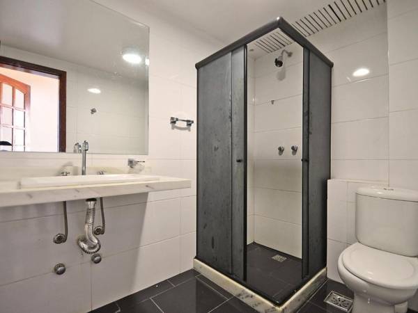 Beautiful 4BR duplex penthouse with terrace private pool and stunning view to the Copacabana beach!