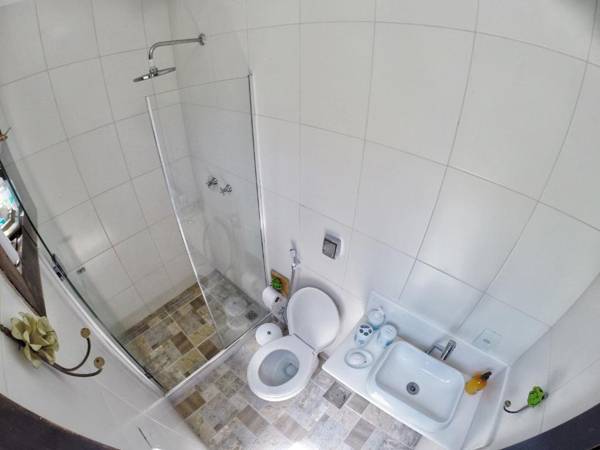 Room Office & Beach Guest House - Go Make A Trip