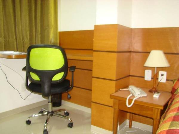 Workspace - Apartamento Luxuoso em Copacabana