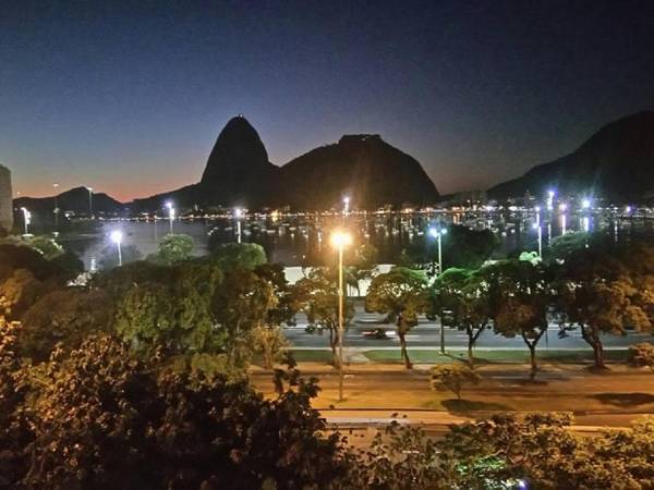 Charmoso Apartamento na Praia de Botafogo