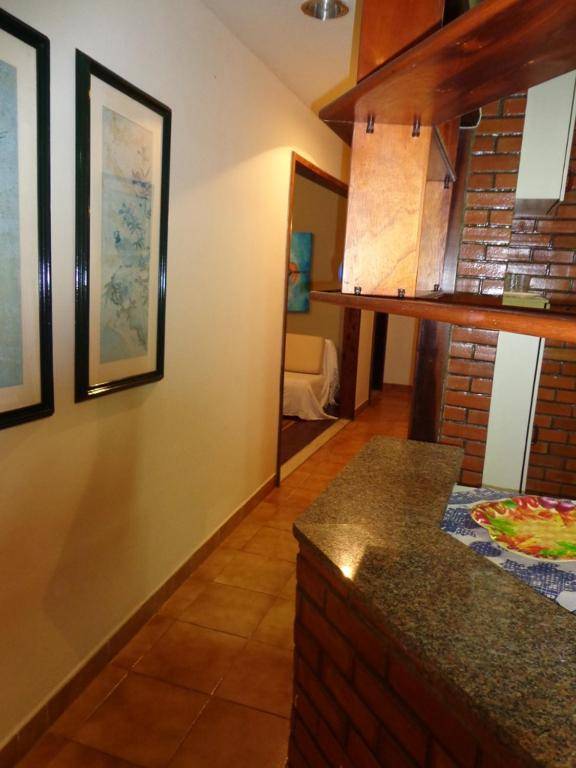 Copacabana confortável apto de 2 quartos quadra da praia