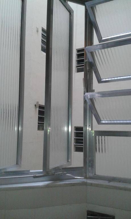 Quartos em Apartamento Copacabana